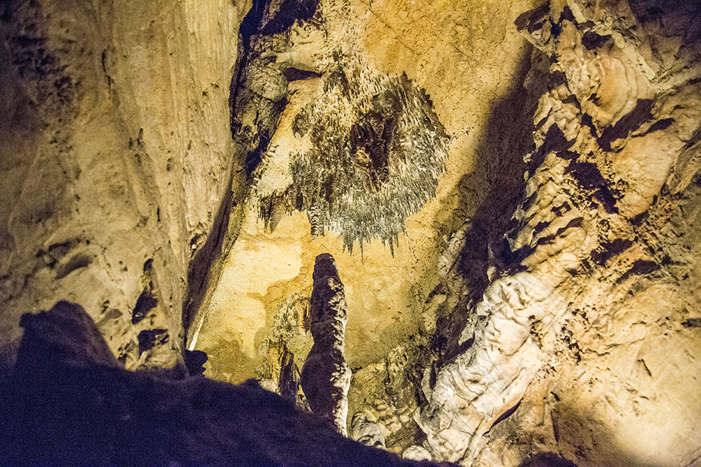 ruby falls cave interior